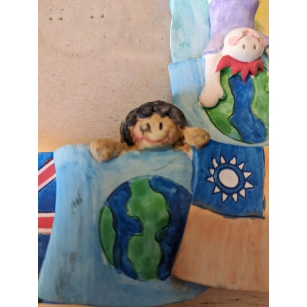 1994 HB Group BB Burnes 3x5 ceramic frame childern of the world flags cartoonish